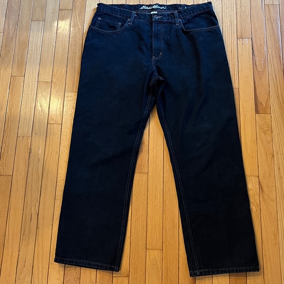 Eddie Bauer Men's Deep Denim Indigo Blue Relaxed Straight Leg Jeans - Picture 1 of 9